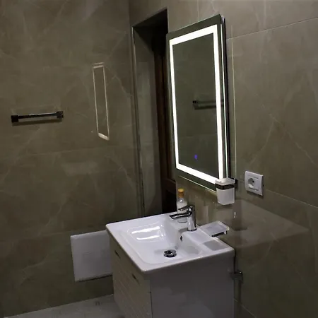 Affittacamere Maledhi 3*